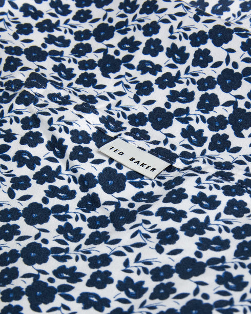 CAPUA-Shirts-Revamp your wardrobe with our CAPUA shirt, crafted from a comfortable cotton blend. This shirt is a must-have, featuring a charming ditsy floral print that adds a playful touch to your look. Button up shirt Cotton blend Ditsy floral print Long sleeved Classic collar- Ted Baker Romania